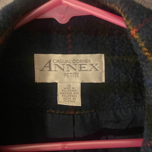 Casual Corner Annex Warm Stylish Coat - Picture 2 of 6